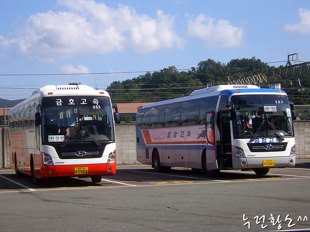 유니버스 이미지